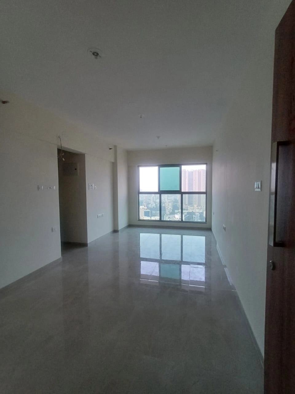 1 BHK Flat for Rent in Sheth irene, Malad West